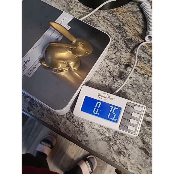 Brass Bunny Rabbit Figurine Paperweight Vintage - Picture 7 of 7